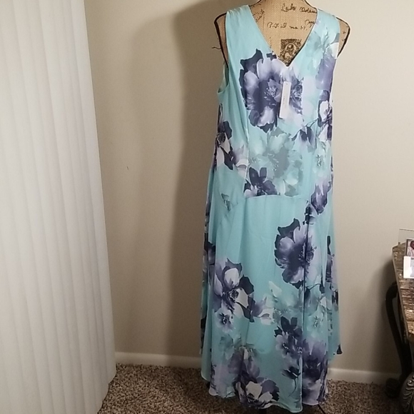 Mint/Navy Signature by Robbie Bee Dress - Picture 4 of 6